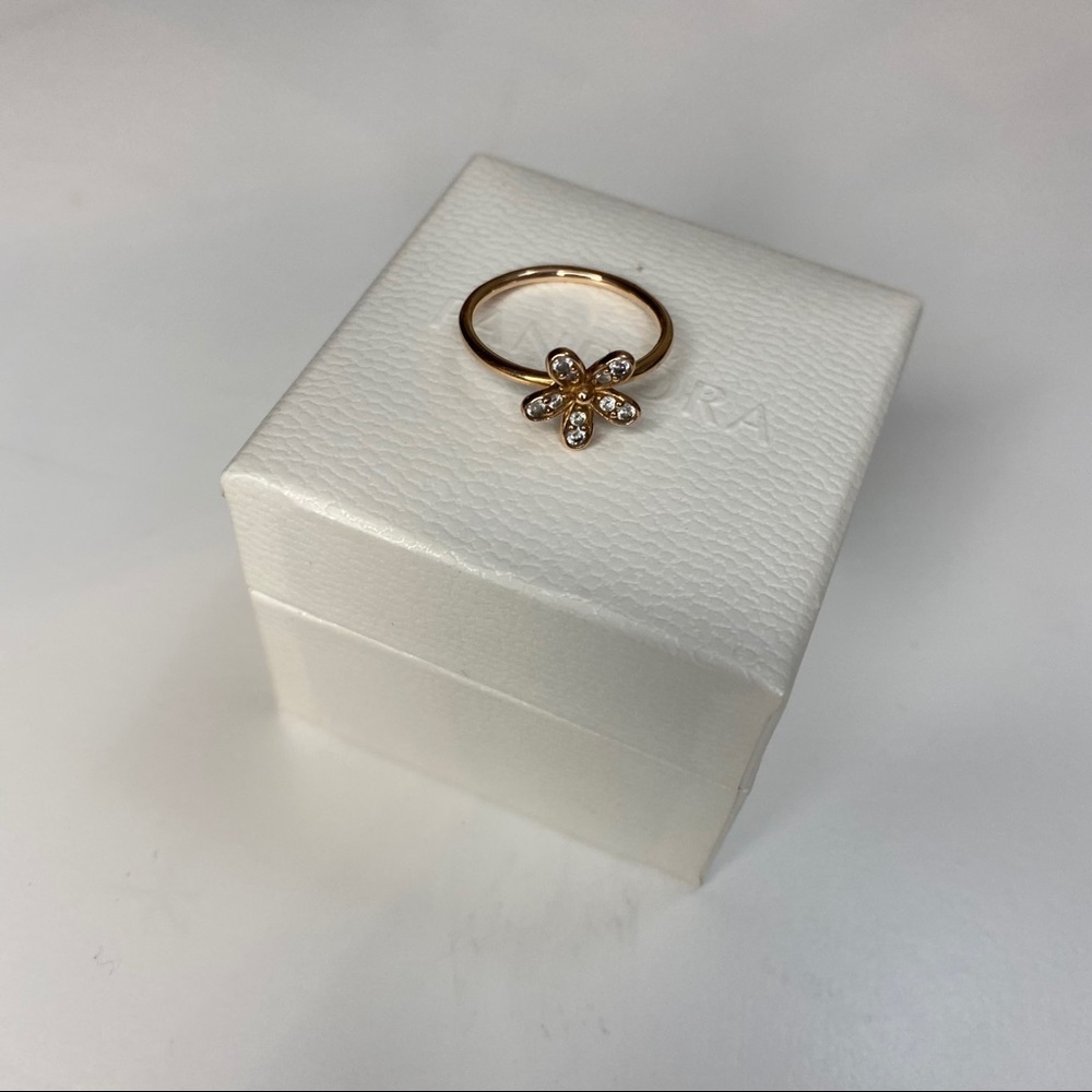 PANDORA Rose Dazzling Daisy Ring